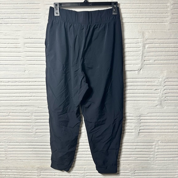 Nike Women’s Bliss Lux Slim Fit Jogger Pants Size Medium Moisture Wicking - Picture 6 of 7